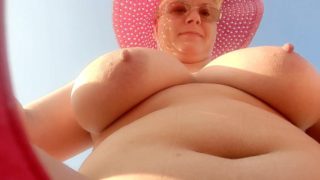 Full naked on the beach rub my big clit and pee