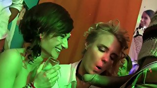 Wild house party goes out of control and turns into an orgy