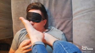 SLAVE KISSES GODDESS LEGS IN JEANS AND MASTURBATES - FOOT WORSHIP