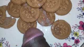 mayanmandev xxxmas 2020 day cumshot on Cream biscuits
