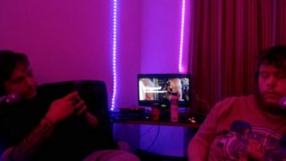 2 HETEROSEXUAL MEN WATCH KISSING BOOTH TEENS