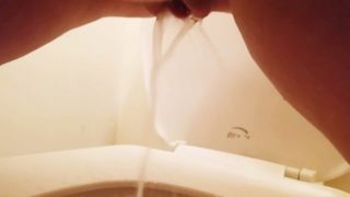 Horny Amateur Homemade Peeing Piss Pissing Water Sports Pee Sexy Milf