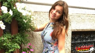GERMAN SCOUT - 18 Jahre junge Renata ANAL gefickt bei Strassen Casting