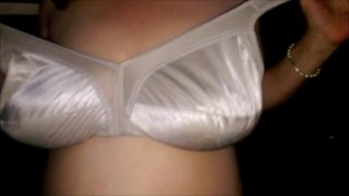 mom bra flashing huge saggy tits