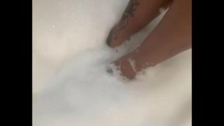 Join My Feet & Get Wet