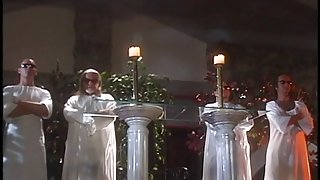 Hot hottie can't live without to blow knobs & group-sex em