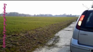 Pissen in Strumpfhose (Outdoor - NS)