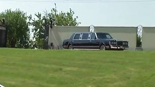 Milf like threesomes.