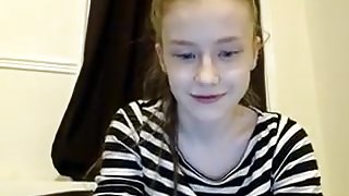 Webcam college girl blond