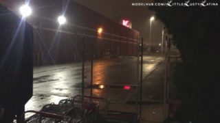 Cum see what I found behind a dumpster lol