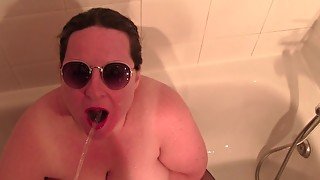 Urine addicted BBW amateur Milf with big tits pissed in mouth and drink every drop!