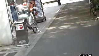 Tight brown-haired gal gets really surprised during public sharking action