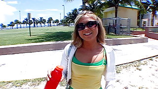 Olivia's Bangbus Experience