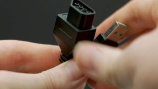 Awesome Capcom NES Controllers from Retro-Bit - Works with LINUX!