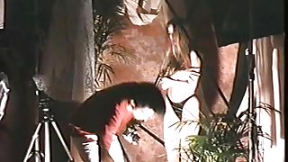 Susan Rhodes,Kristina Fulton in The Girl With The Hungry Eyes (1995)