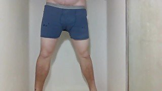 Last pissing before bed full video