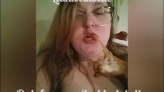 Feeding session with wings