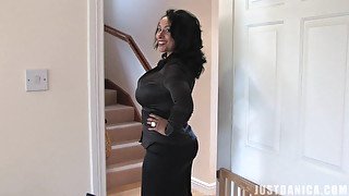 Ultimate MILF masturbator