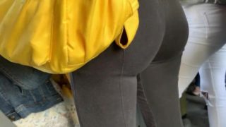Perfect round ass at the bus
