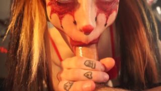 CLOWN GIRL SUCKS N FUCKS FOR HER HALLOWEEN TREAT