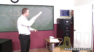 Elizabeth Bentley in Break it up!