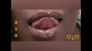 Aaava i can't hold it anymore ♤♡/♡¿♡