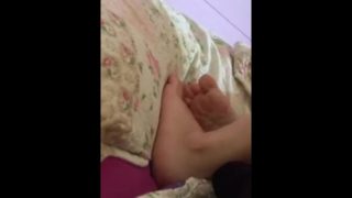@tici_feet IG Tici feet tici_feet showing my feet in my bed (part 4)