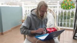 Cam girl hoodie coconut_girl1991_281216 chaturbate LIVE SHOW REC