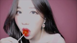 [哄睡眠音_Juny] 吃播 _ 甜食宵夜，棒棒糖吃起来