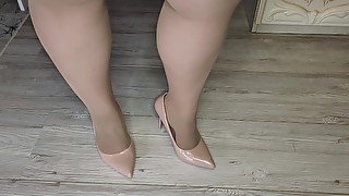 Hadjob ASMR and legs in matte Tights