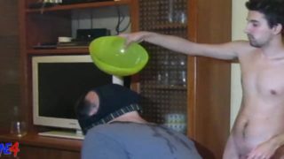 Extreme pissing from master to slave