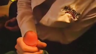 Lucky guy has an oral threesome with his gf and her best friend