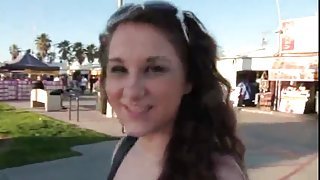 YOUNG GIRL FUCKS OLDER GUY