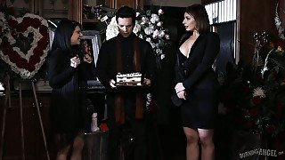 Tattooed hooker Ivy Lebelle gets her twat rammed by one kinky dude