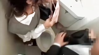 Japanese tramp caught on spy cams while sucking and fucking