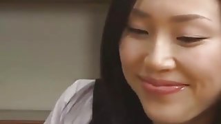 Giantess asian girl give handjob and blowjob (bizarre)