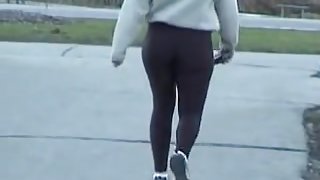 Candid amateur babe turned back to the cam in the street 08x