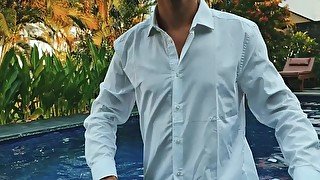 Hot Handsome Man Jerks off in the Outdoor Pool