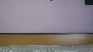 Shaking tight booty on webcam