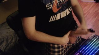 Uncircumsized stud jerks off cock on webcam (no cum) showing on webcam gay