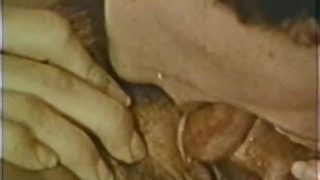 Lesbian Peepshow Loops 639 60's and 70's - Scene 4