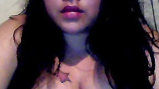 La peruana arrecha se exita mirando y se toca concha