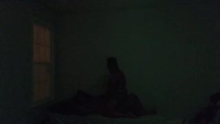 Amateur girlfriend shows bf how she rides