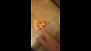 How to Fist your Pizza
