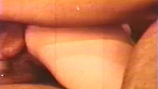 Peepshow Loops 395 70s and 80s - Scene 2