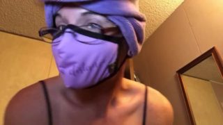 _- Fiona Fox -_ is a cheeky brat!!