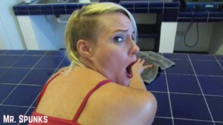 I Fuck Her Ass with No Warning: Anal Surprise While She Cleans The Kitchen