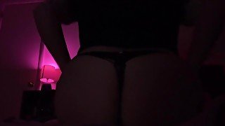 RIDING AND BOUNCING MY ASS ON A HUGE DILDO UNTIL I CUM - ALEXIS SIN
