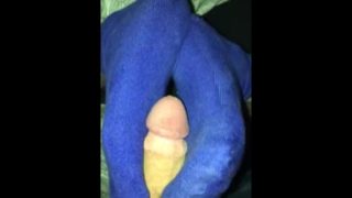 Blue socks footjob 