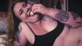 Lo-Fi Stoner BBW Goddess Golly Bells Slow-Mo Belly Play and Feeding